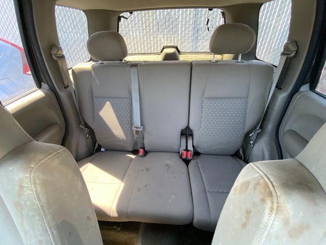 2006 JEEP Liberty photo 18 of 19