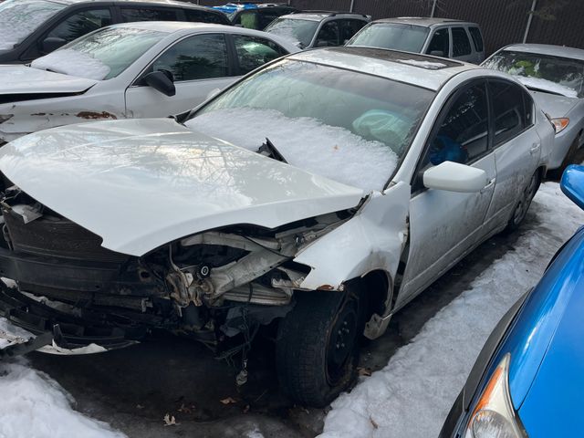 2008 NISSAN Altima photo 2 of 5