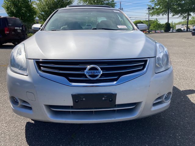 2012 Nissan Altima photo 6 of 11