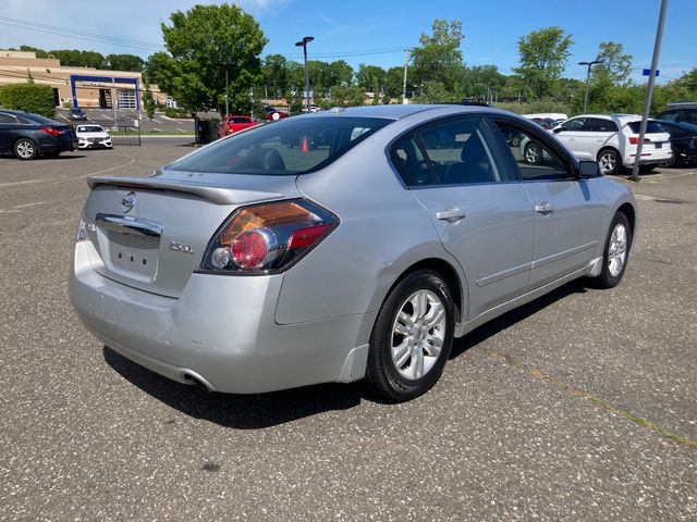 2012 Nissan Altima photo 3 of 11