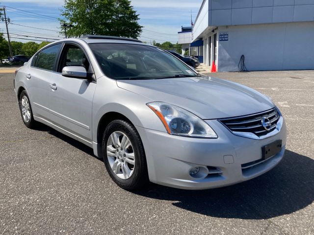 2012 Nissan Altima photo 5 of 11