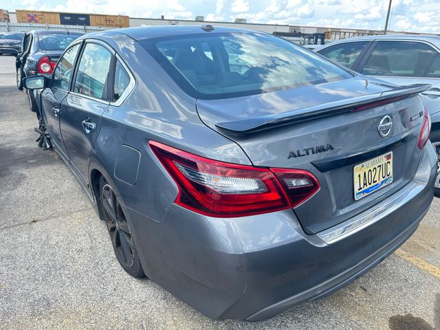 2018 NISSAN Altima photo 5 of 7