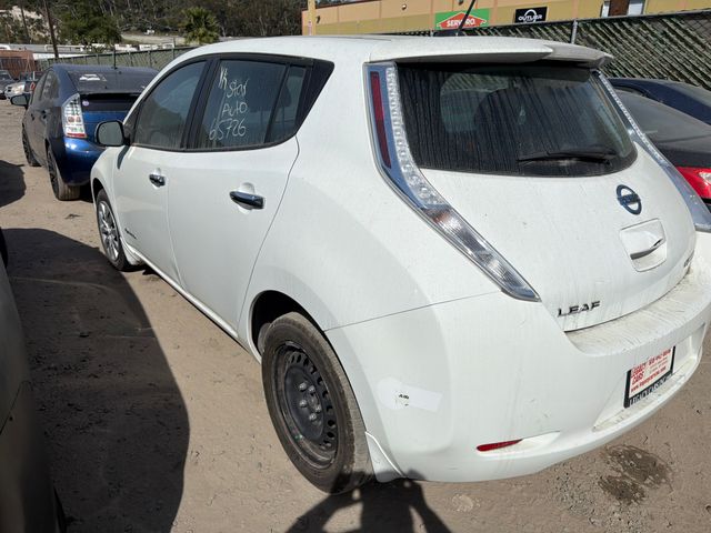 2014 Nissan *VIDEO* LEAF photo 2 of 5