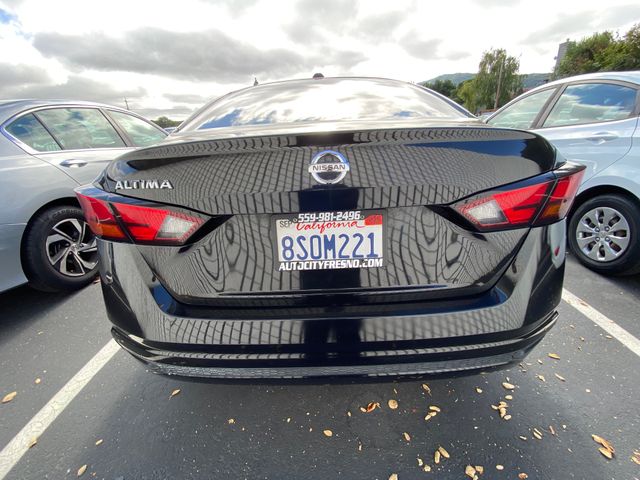 2020 NISSAN Altima photo 9 of 20