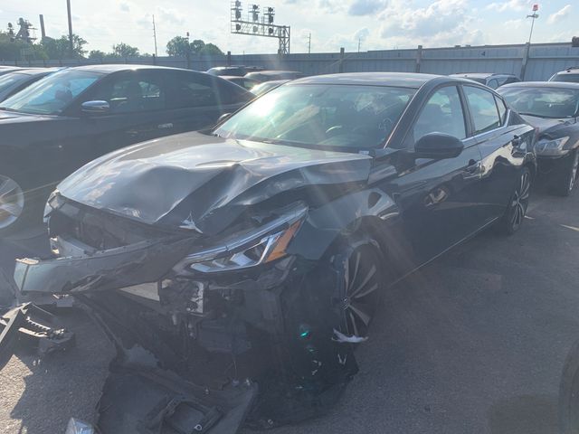 2019 NISSAN Altima photo 1 of 6