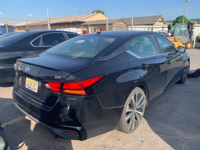 2019 NISSAN Altima photo 4 of 6