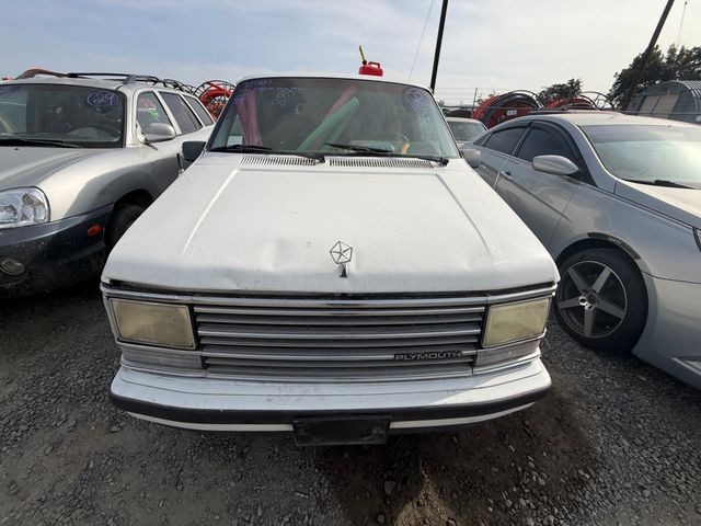 1990 PLYMOUTH Grand Voyager photo 6 of 10