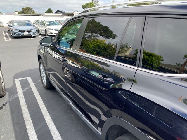 2019 VOLKSWAGEN Atlas photo 7 of 23
