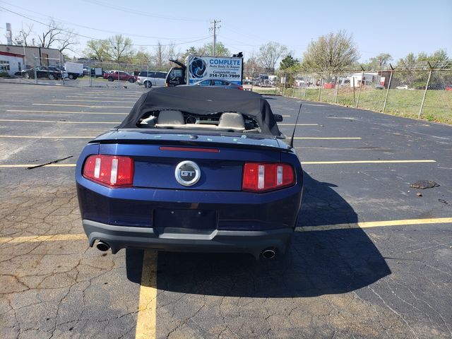 2011 FORD Mustang photo 6 of 15
