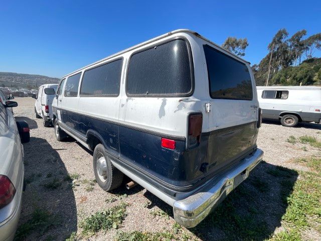 1993 Dodge Ram 1500 Van photo 2 of 5