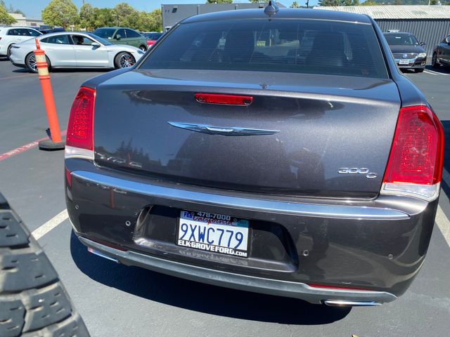 2016 CHRYSLER 300 photo 9 of 21
