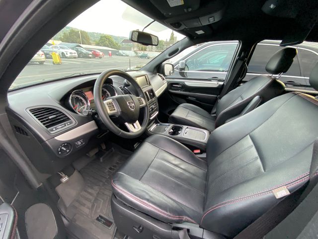 2016 DODGE Grand Caravan photo 16 of 20