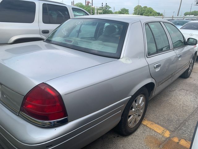2008 FORD Crown Victoria photo 3 of 4
