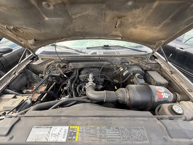 2002 FORD F-150 photo 8 of 8