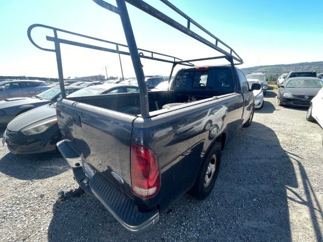 2001 Ford F-150 photo 3 of 5