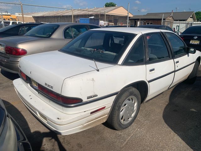 1991 BUICK Regal photo 4 of 6