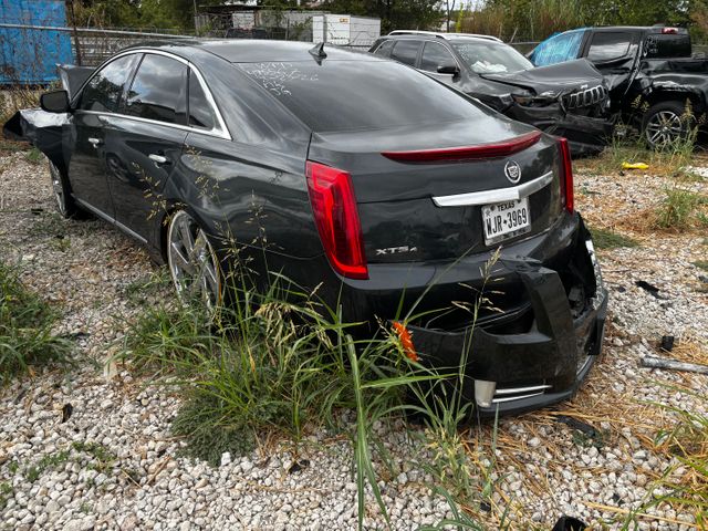 2013 CADI XTS photo 4 of 4