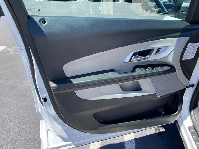 2013 CHEVROLET Equinox photo 17 of 20