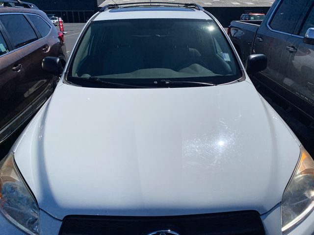 2011 TOYOTA RAV4 photo 3 of 19