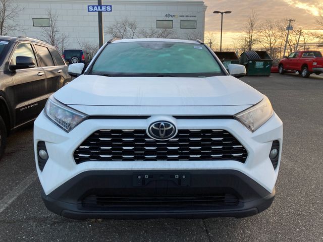 2021 Toyota RAV4 photo 6 of 11