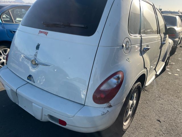 2010 Chrysler PT Cruiser photo 5 of 6