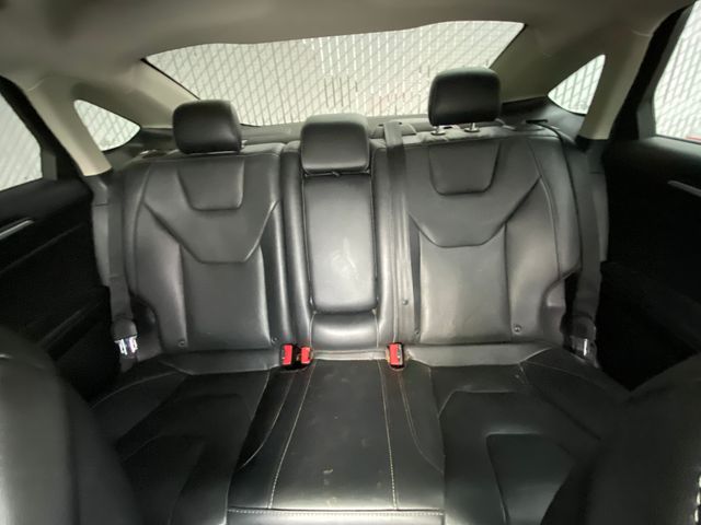 2019 FORD Fusion photo 17 of 22