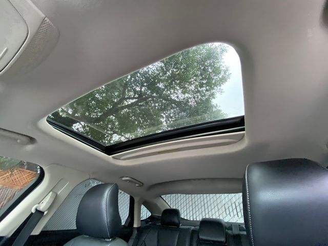 2019 FORD Fusion photo 18 of 22