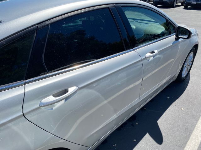 2019 FORD Fusion photo 11 of 20
