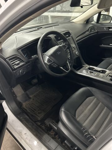 2018 FORD Fusion photo 5 of 6