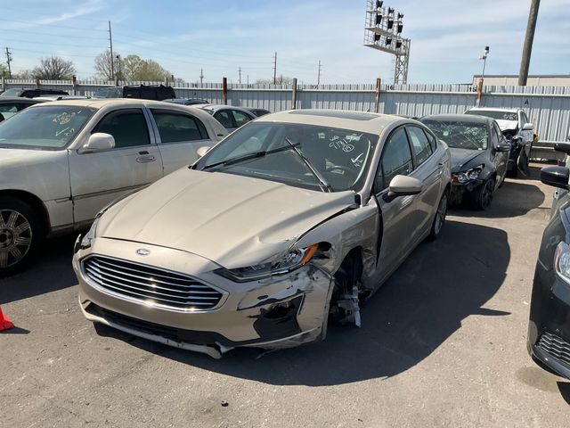 2019 FORD Fusion photo 1 of 4