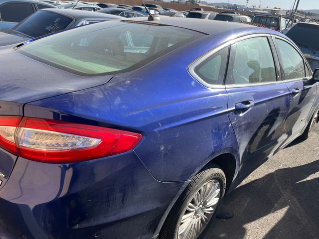 2013 Ford Fusion photo 6 of 6