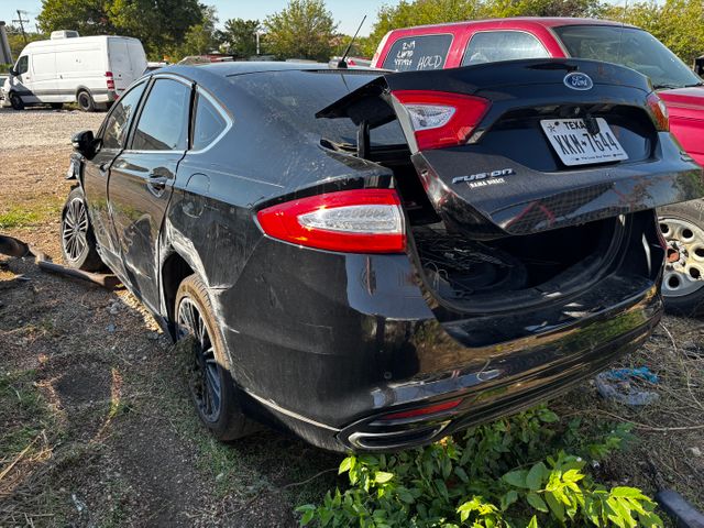 2016 FORD Fusion photo 3 of 4