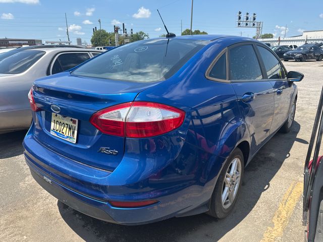 2018 FORD Fiesta photo 3 of 8