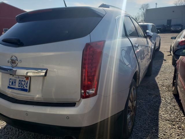 2010 Cadillac SRX photo 4 of 4