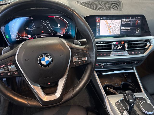 2020 BMW 330i photo 8 of 8