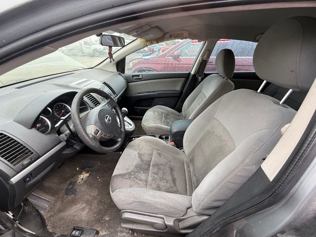 2011 NISSAN Sentra photo 11 of 12