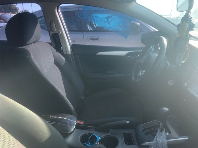 2019 NISSAN Sentra photo 3 of 6