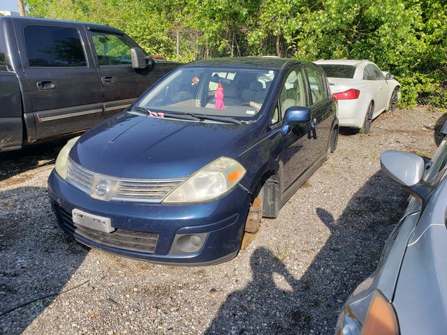 2008 NISSAN Versa photo 1 of 8
