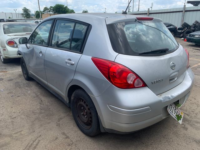2008 NISSAN Versa photo 4 of 5