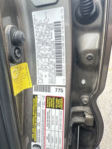 2013 TOYOTA Tacoma photo 8 of 9