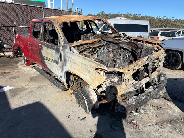 2024 Toyota Tacoma photo 4 of 4