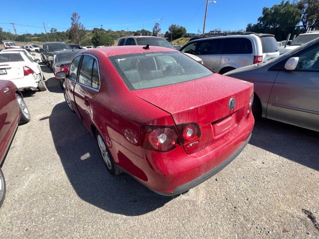 2009 Volkswagen Jetta photo 2 of 5