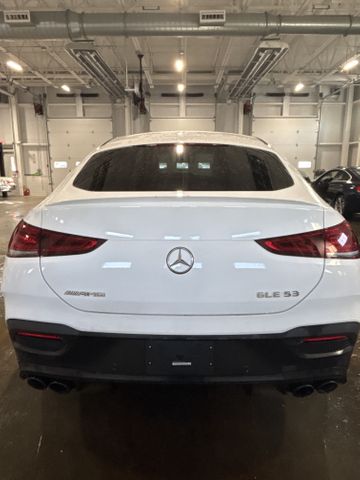2021 Mercedes-Benz GLE photo 3 of 8