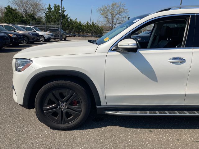 2020 Mercedes-Benz GLS photo 2 of 14