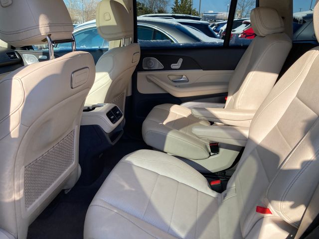 2020 Mercedes-Benz GLS photo 7 of 11