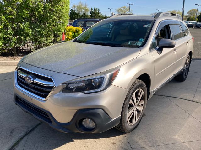 2018 SUBARU Outback photo 1 of 14