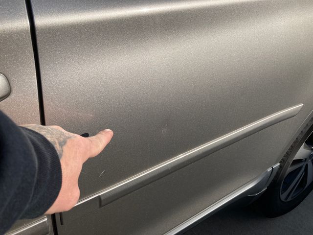 2018 SUBARU Outback photo 4 of 14