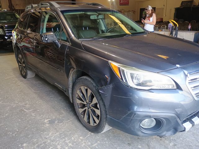 2016 SUBARU Outback photo 3 of 12