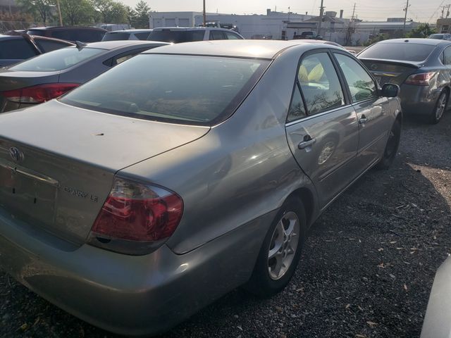 2005 TOYOTA Camry photo 4 of 7