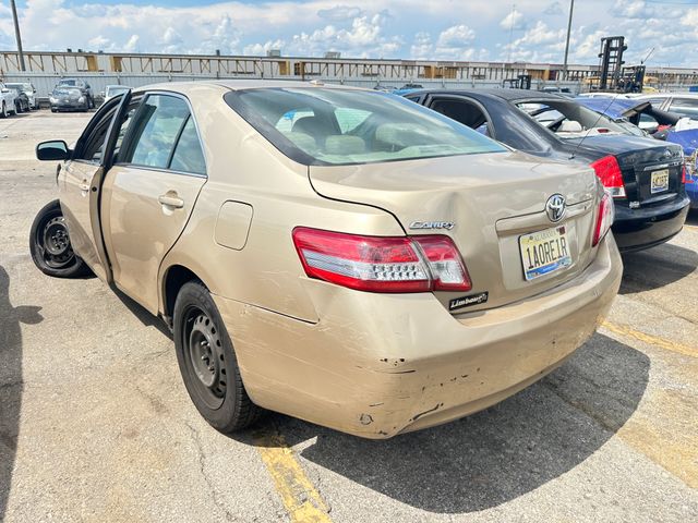 2011 TOYOTA Camry photo 4 of 4